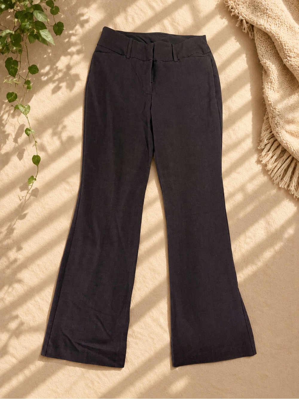 Time and Tru black flare pants in a size 8. Gray. - Picture 2 of 4